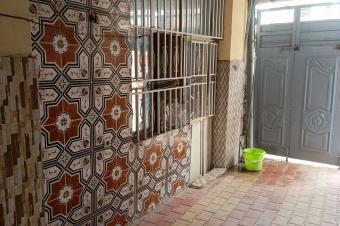 Immeuble de R2  vendre type locatifs  Limete premire rue funa forgeron 