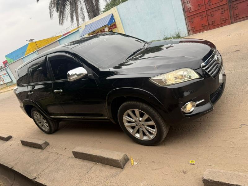 TOYOTA VANGUARD A VENDRE  KINSHASA 