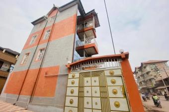 Investissement sr immeuble  haut rendement locatif  kinsuka brikinNgaliema 