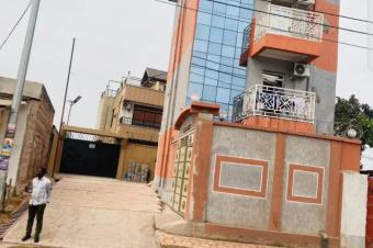 Investissement sr immeuble  haut rendement locatif  kinsuka brikinNgaliema 