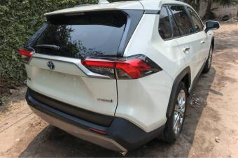 RAV4 HYBRIDE A VENDRE 