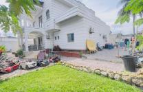 Parcelle de 750m² avec deux bâtiments - avenue asphalte en plein coeur de GB/Ngaliema mediacongo