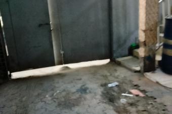Immeuble dun niveau R1  vendre  Matete  95.000 Rf. Amos Mbayo