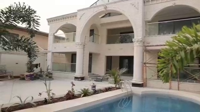 Villa  Macampagne 1000m2 3.000.000