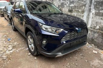 New rav 4 hybride 