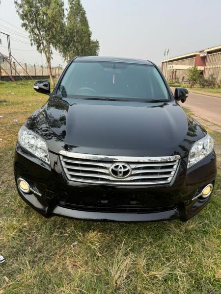 TOYOTA VANGUARD SANS PLAQUE  VENDRE 