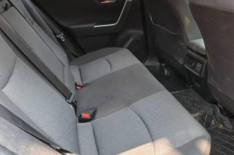 Rav 4 hybrid 2020 Volant droit  Sans plaque  Prix 17.000  Localisation kintambo