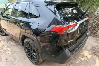 Rav 4 hybrid 2020 Volant droit  Sans plaque  Prix 17.000  Localisation kintambo