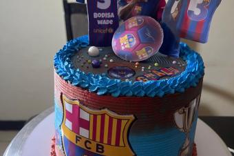 gteaux anniversaires et mariages personnalises 