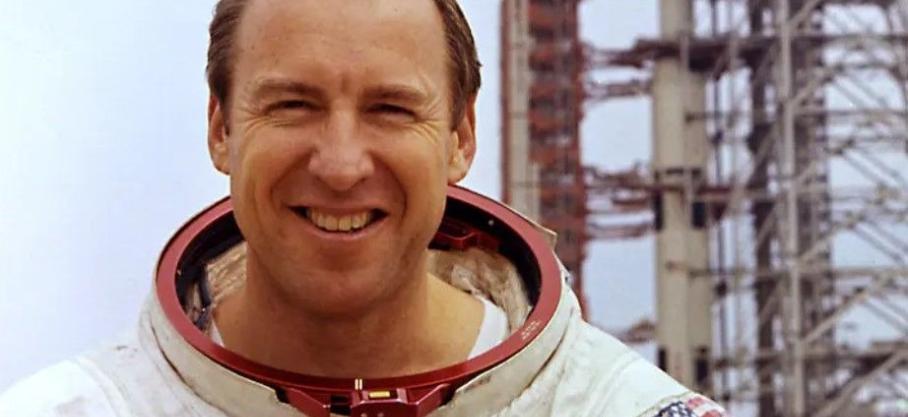 « Houston, we have a problem » : Jim Lovell, commandant d’Apollo 13, est mort
