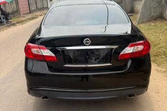 NISSAN FUGA FULL OPTION A VENDRE 