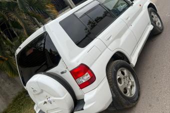 MITSUBISHI A VENDRE  KINSHASA 