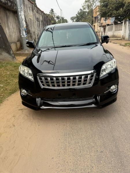 TOYOTA VANGUARD A VENDRE  KINSHASA 