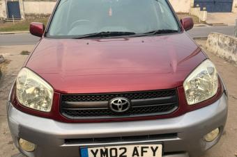 TOYOTA RAV4 INTERMDIAIRE A VENDRE  KINSHASA 