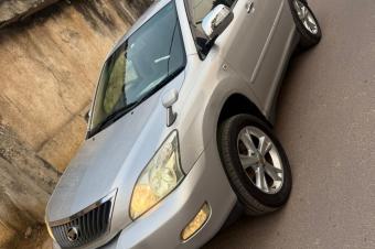 TOYOTA HARRIER A VENDRE  KINSHASA 