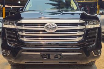 Toyota land cruiser Twin turbo 