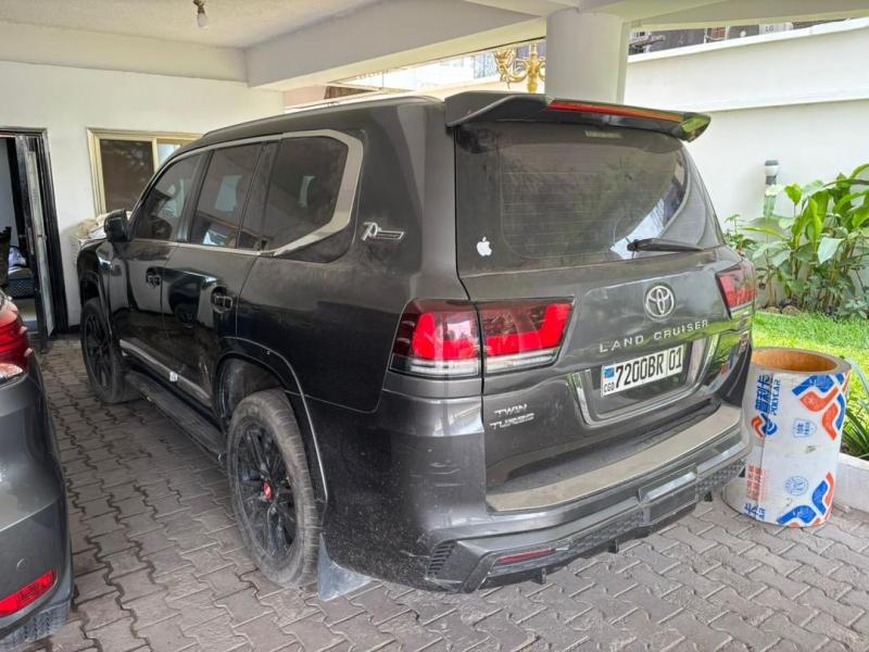 Land cruiser GX.R modifie 2023 