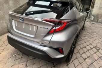 Toyota Chr hybride 