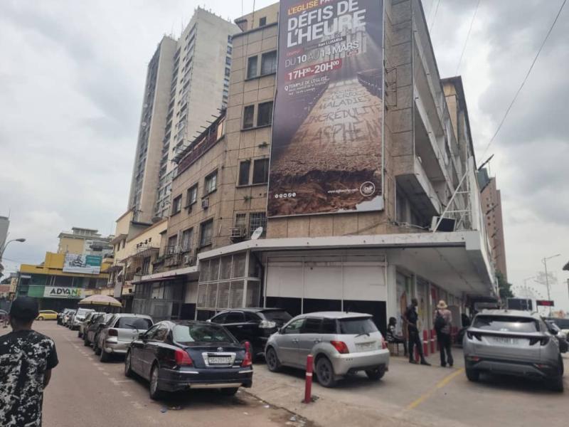 Immeuble  Vendre  Gombe Boulevard du 30 Juin