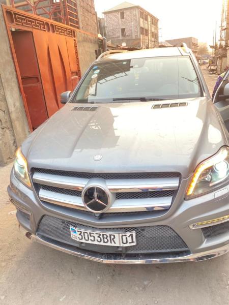 MERCEDES BENZ GL 550 4 MATIC A VENDRE  KINSHASA 