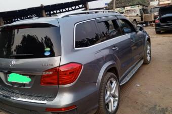 MERCEDES BENZ GL 550 4 MATIC A VENDRE  KINSHASA 