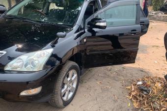 TOYOTA HARRIER SANS PLAQUE  VENDRE 