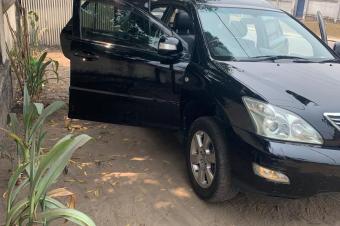 TOYOTA HARRIER SANS PLAQUE  VENDRE 