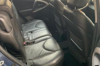 TOYOTA NEW RAV4 A VENDRE  KINSHASA 