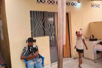  Parcelle habitable avec maison basse  vendre  NgiriNgiri Saio  