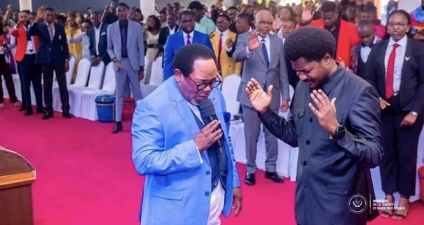  Dieu tu ne mpriseras pas un cur bris et humili. Psaume 51. 19