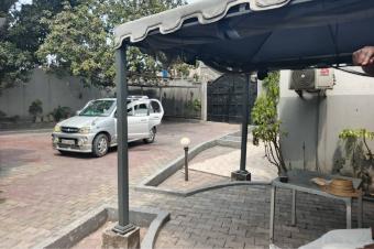 Vente dune villa spacieuse  annexe  Quartier Industriel Limete  