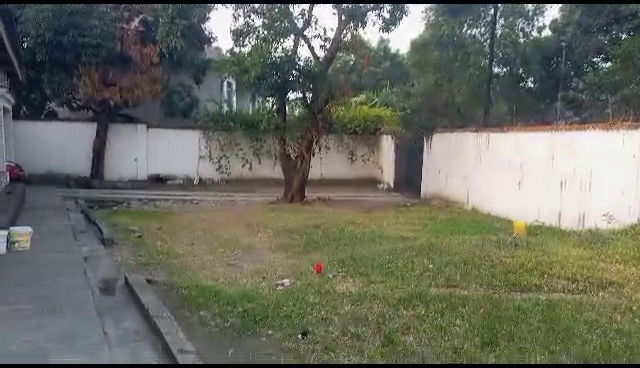 Plusieurs terrains  Macampagne 10 sur 22m 250.000