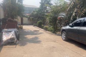  Villa spacieuse en vente  lgance et tranquillit  Mont Ngafula 