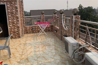 Immeuble  Ndjili 200.000