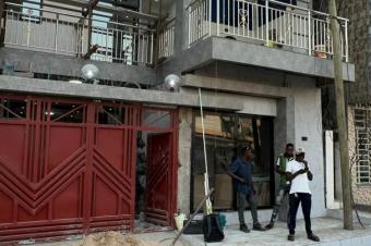 Immeuble R2 Moderne  Vendre  Quartier Kasavubu Emplacement Premium