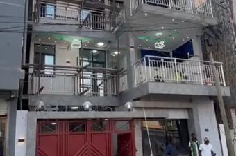 Immeuble R2 Moderne  Vendre  Quartier Kasavubu Emplacement Premium
