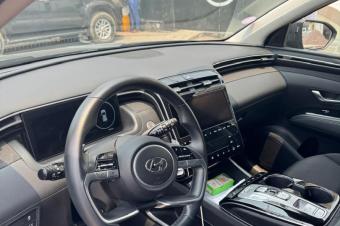 Hyundai Tucson 2022 hybride 2pieces