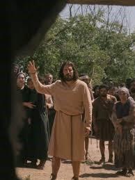 Jsus lui dit Je suis la rsurrection et la vie. Celui qui croit en moi vivra quand mme il serait mortet quiconque vit et croit en moi ne mourra jamais. Jean 112526