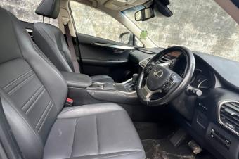 Lexus NX300h 2021 hybride 