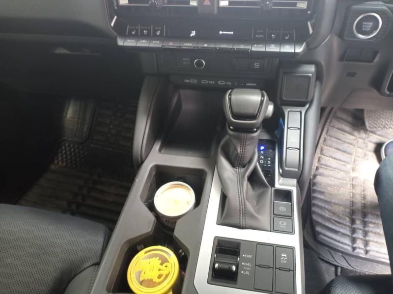 Land cruiser Prado 2025