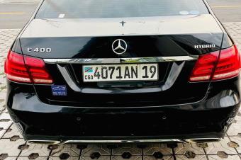 Mercedes E400