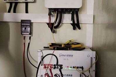 groupes_electrogenes_panneaux_solaires_construction Anonyme  