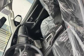 TOYOTA FORTUNER SANS PLAQUE 2025 AUTHENTIQUE  PRIX  55.000 LISOLO MUKIE KK.   AUTOMATIQUE ESSENCES 00.0 KILOMTRES 10Klm CLIMATISATION IMPECCABLES FULLS OPTIONS 44 LO
