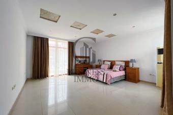 GBUSINESS IMMO VOUS PROPOSE EN LOCATION UNE VILLA DE STANDING AU SEIN DUNE CONCESSION PRIVE COMPRENANT 10 VILLAS IDENTIQUES CHACUNE AVEC SA PISCINE PRIVE.