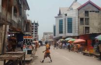 Demi-parcelle locative à vendre – Wangata (Kinshasa, proche Gombe) mediacongo