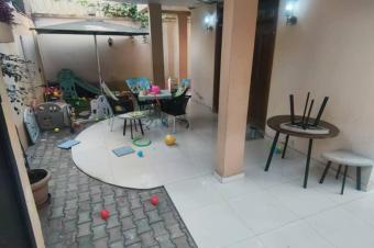 Villa de R1 neuve  UPN  Ngaliema 