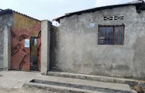 Parcelle avec deux maisons en vente – Ngiri-Ngiri (Réf. Saïo 24)   mediacongo