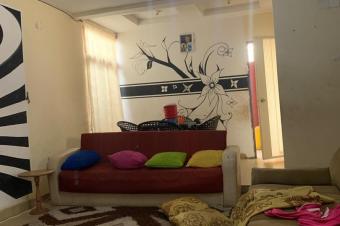 Vente parcelle clture avec immeuble locatif  Ngaliema excellent emplacement