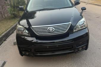 TOYOTA HARRIER NOUVEAU  VENDRE 