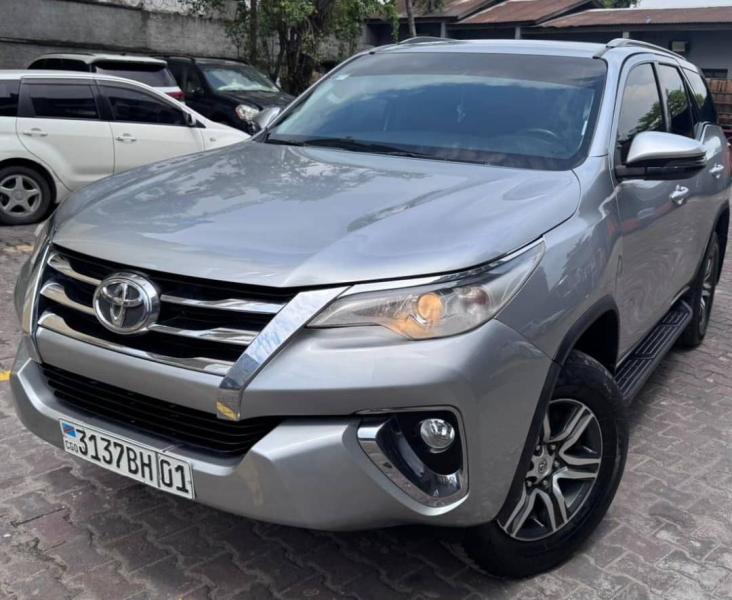 TOYOTA FORTUNER A VENDRE 